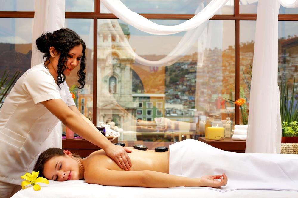 Hotel Emily Pachuca ภายนอก รูปภาพ