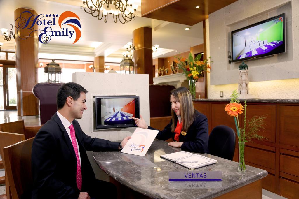 Hotel Emily Pachuca ภายนอก รูปภาพ