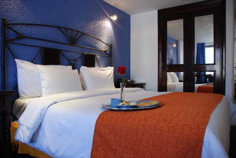Hotel Emily Pachuca ภายนอก รูปภาพ