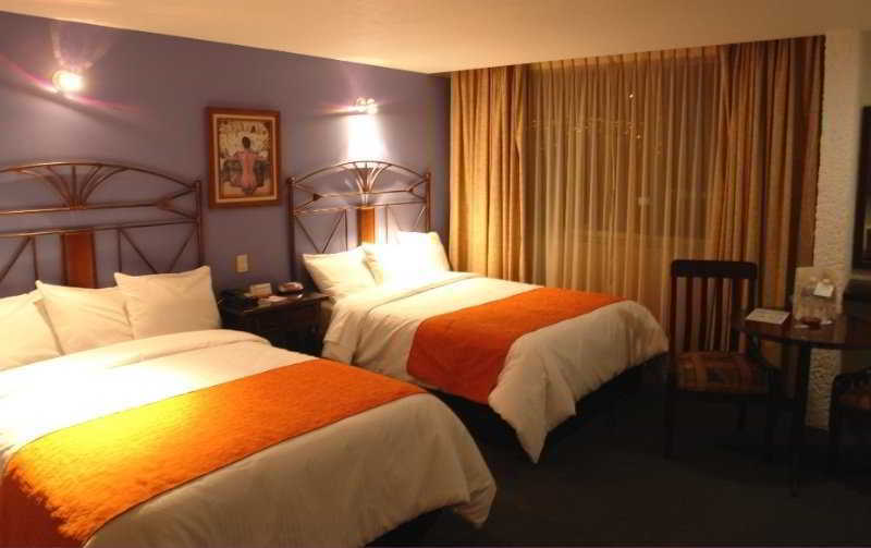 Hotel Emily Pachuca ภายนอก รูปภาพ