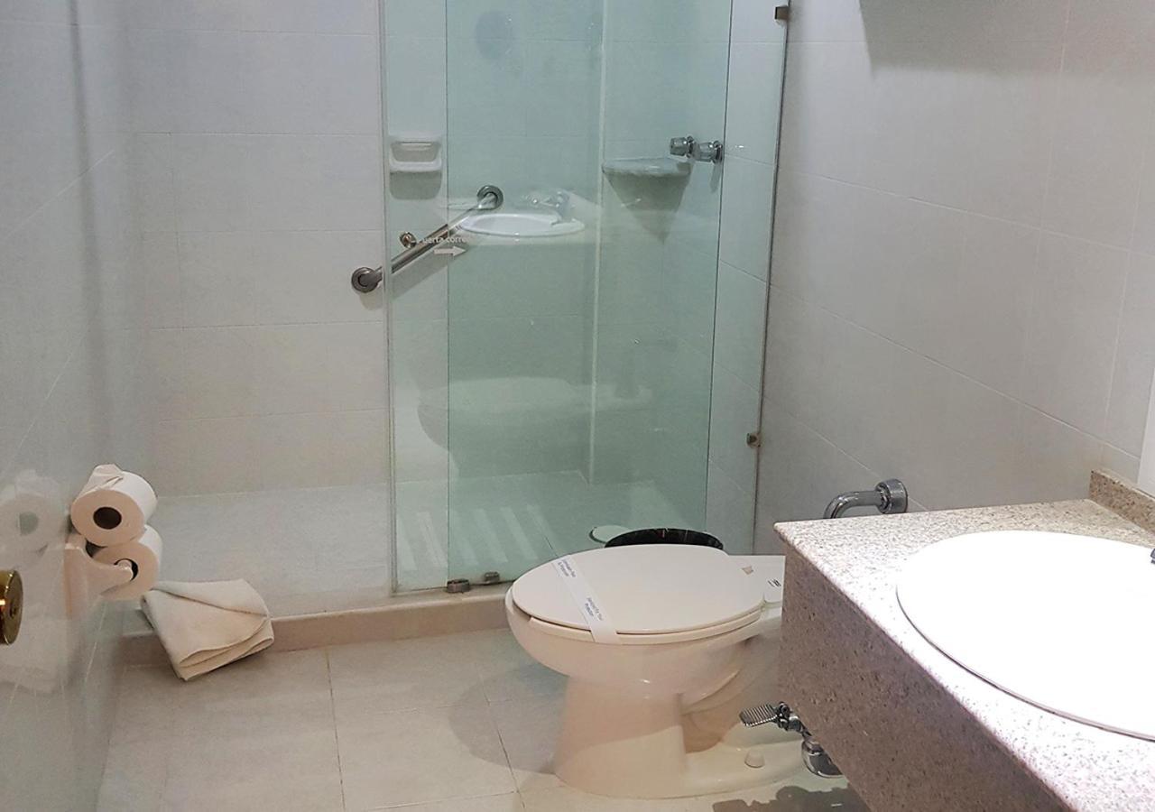 Hotel Emily Pachuca ภายนอก รูปภาพ